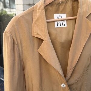 Vintage Tan Blazer w/ Pearl Button